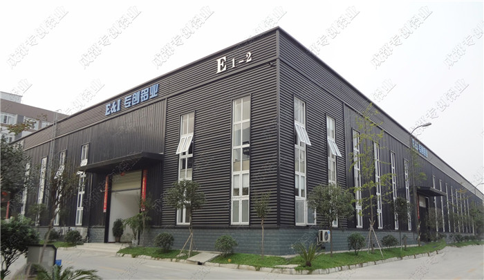 成都專創(chuàng)鋁業(yè)有限公司工廠實(shí)拍